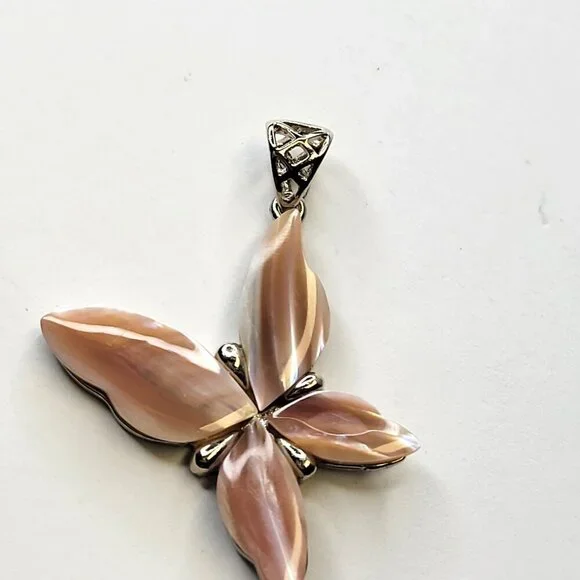 Rose Quartz Pendant with Rhinestone - Picture 2 of 8